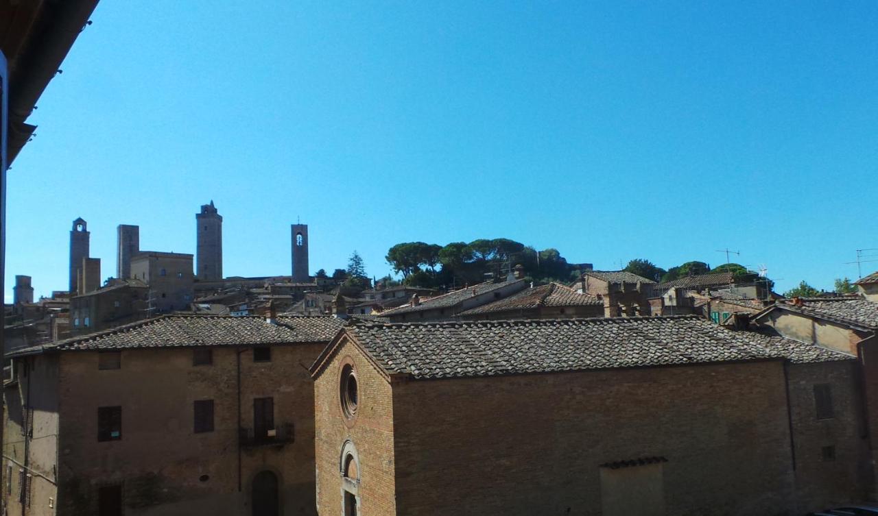 Caratteristico Appartamento Grazia Centro Storico San Gimignano Exterior photo